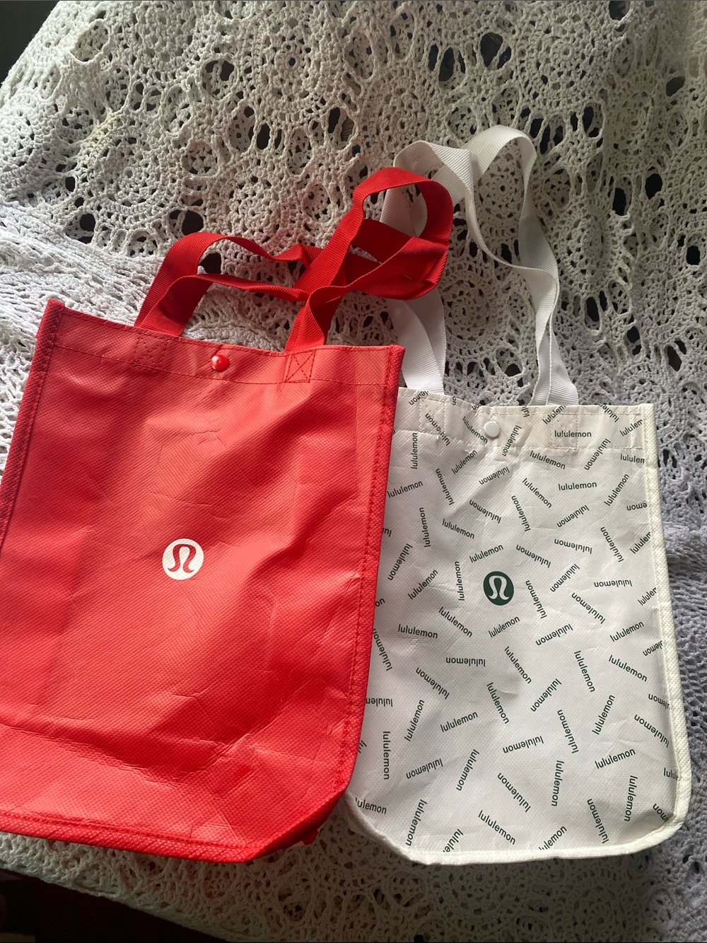 lululemon athletica Red and White Logo Tote Duo Pack 2